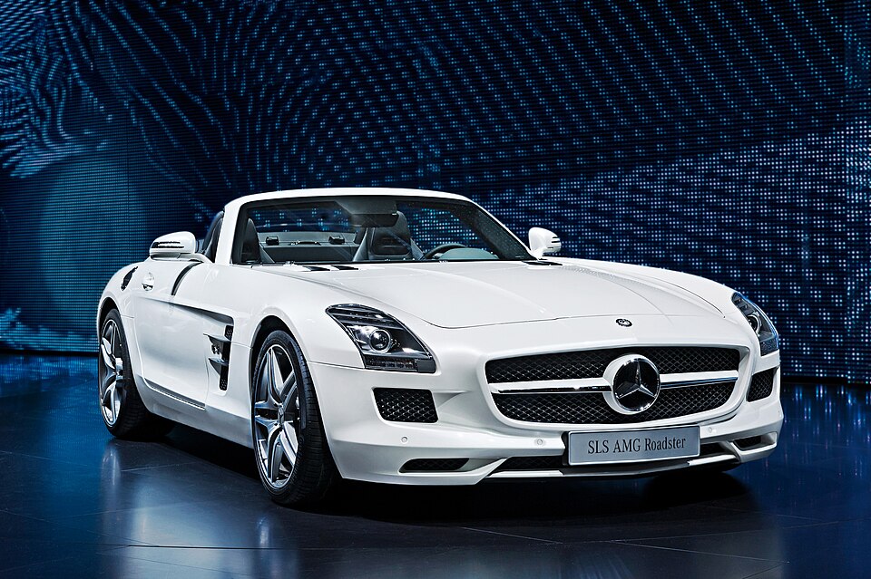 梅赛德斯-AMG CLE 646 Spezialanfertigung全球首发:646马力V8、纯后驱、限量30台